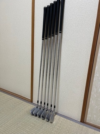 ゴルフ　アイアンセット　【右利き用】　男性用