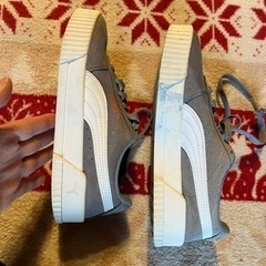 PUMA 22.5cmの画像