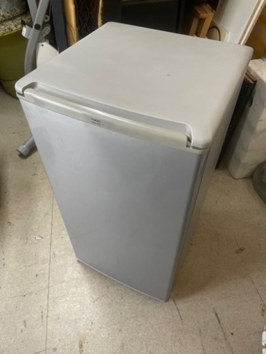 都内近郊送料無料 AQUA 75L ノンフロン直冷式冷蔵庫 2017年製