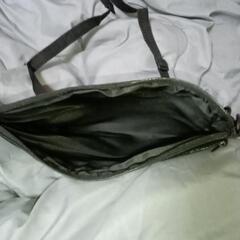 呪術廻戦のウエストバックの画像