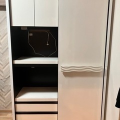 【引き取りに来てくれる方限定】美品ワードローブ　大容量