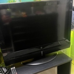 テレビ台、テレビの画像
