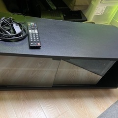テレビ台、テレビの画像