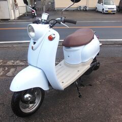 2st YAMAHA VINOビーノ ホワイト セル始動　メーターオーバー速く好調 納車整備点検済み バッテ新他かなりお金掛け交換整備してあり  登録後すぐ乗り出せます。直接引き渡し　配送手配も可　SA10J　５AU　４JP　原付の画像