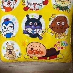 アンパンマンクッションの画像