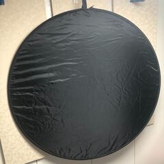 撮影用折りたたみ式丸レフ板 (銀、金、白、黒、半透明) NEEWERの画像