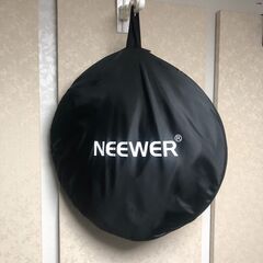 撮影用折りたたみ式丸レフ板 (銀、金、白、黒、半透明) NEEWER
