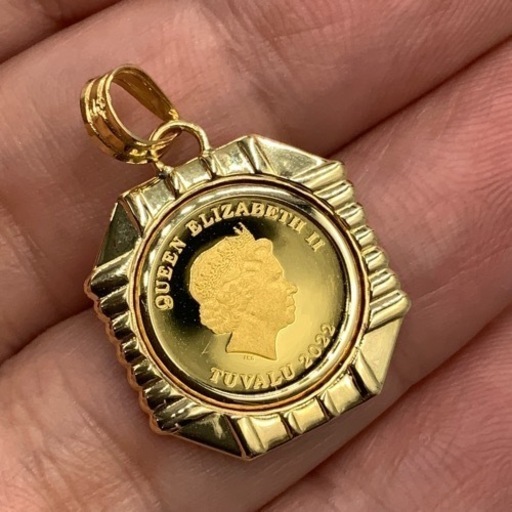 売り切れました。　K24 24金 ペンダント　枠K18 ツバルホース　1/25oz 2.9g