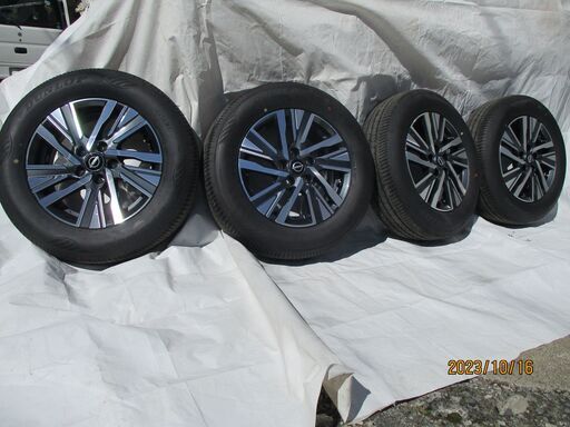 日産セレナ純正　205 /65 /16 未使用　 23年9月製　夏アルミホイル付4本　　送料込み