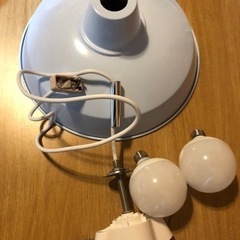 ニトリ　ペンダントライト　水色　2灯 