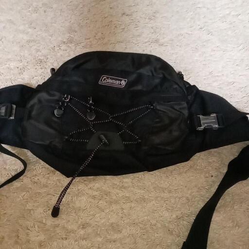 Coleman ウエストバック.黒色