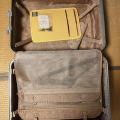 スーツケース　大きいサイズの画像