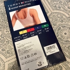 トミーヒルフィガースポーツブラの画像