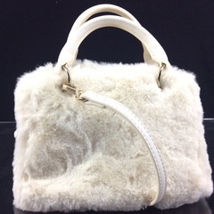 Samantha サマンサタバサ プチチョイス 白レザー×フェイクファー 2way ななめがけショルダーミニバッグの画像