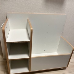 ニトリ　キャスター付き収納