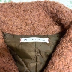 マジェスティックレゴン　コートの画像