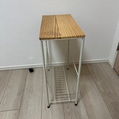 サイドテーブルの画像