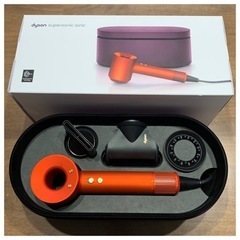 【新品】ダイソン　ドライヤー　ヘアドライヤー　HD08の画像