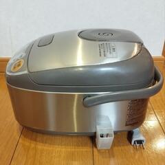 象印 炊飯器 3合炊き ZOJIRUSHI NS-LF05の画像