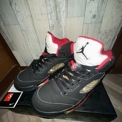 Supreme × JORDAN 5 RETRO Black