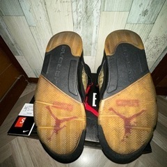 Supreme × JORDAN 5 RETRO Blackの画像