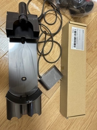 DysonダイソンSV10V8掃除機.美品.パーツ全種類揃ってます