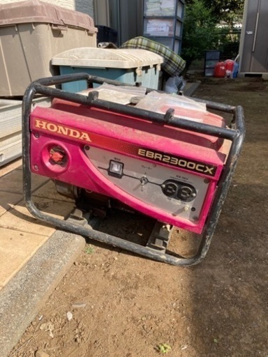 防災用品などに　発電機