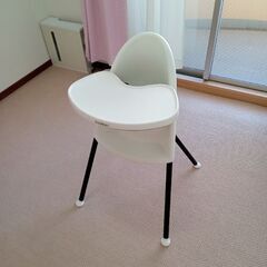 ベビービョルンのハイチェアです。の画像