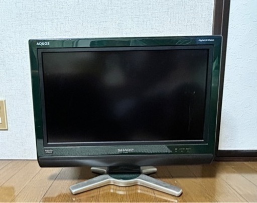 テレビ　SHARP 3000円