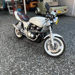 XJR400