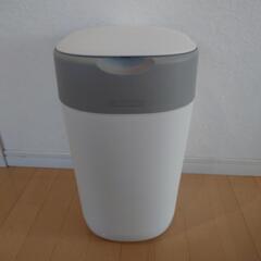 【ほぼ未使用】Combi　強力防臭抗菌おむつポット　ポイテック