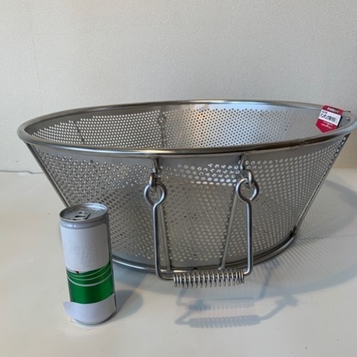 特大ザル　新品 生活雑貨 調理器具 ザル キッチン 業務用 外寸55cm 高さ20cm 底径39cmNO74 ステンレス18-8　２kg