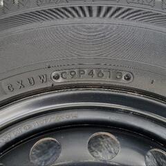 スタッドレスタイヤの画像