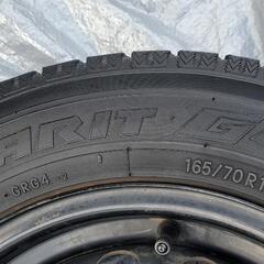 スタッドレスタイヤの画像