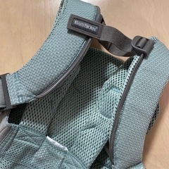 ベビービョルン 抱っこ紐 ONE KAI Air  フロストグリーンの画像