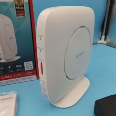 ●美品● BUFFALO WiFi6 ルーター 無線LAN親機　WSR-3200AX4S-WH ホワイト　Wi-Fi 6(11ax)対応　IPv6対応　2401+800Mbpsの画像