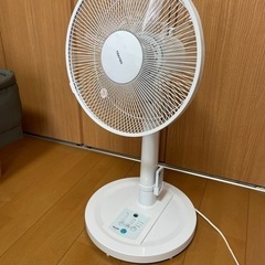 TEKNOS KI-169R 30cm リモコン扇風機の画像