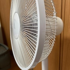 TEKNOS KI-169R 30cm リモコン扇風機の画像