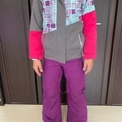 子供　スノボ、スキーウエアの画像