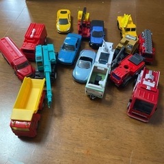 車のおもちゃ