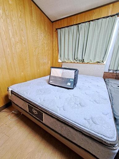 クイーンサイズベッド\u0026マットレスブランドSerta