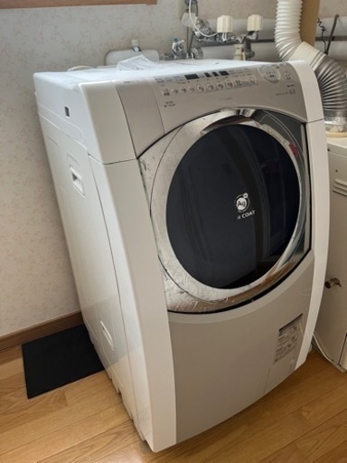お取引き中です。ドラム式洗濯機　シャープ　2006年製