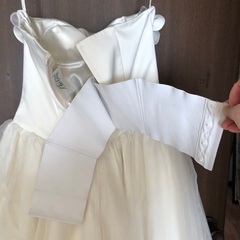 ウェディングドレスの画像