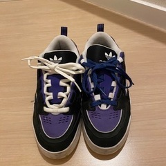 アディダス  スニーカー　値下げしましたの画像