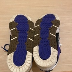 アディダス  スニーカー　値下げしましたの画像