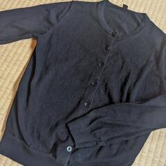 ユニクロ UVカットスーピマコットンクルーネックカーディガン ブラック Sの画像