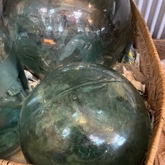 浮き玉　ガラス玉　レトロやアンティーク、ガーデニング好きな人に！　ひとつ1500円の画像