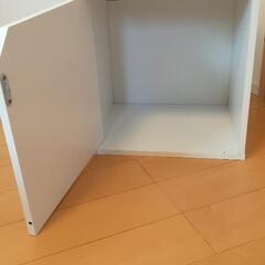 かわいい キューブ 棚 3個までありの画像
