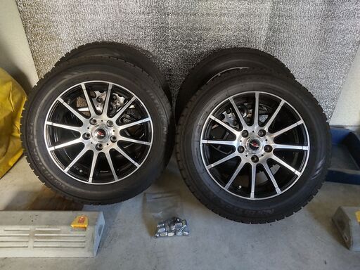 ノア80系★16インチスタッドレスホイールset+ナット★205/60R16 ★VOXY ヴォクシー エスクァイア