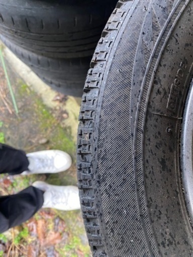 ブリザックVRX 175/65/14r ホイール付きスタッドレス